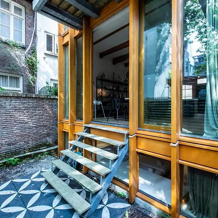 Amazing Jordaan Mansion Apartment